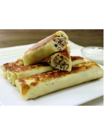Млинці з телятиною та сиром 180/20гр